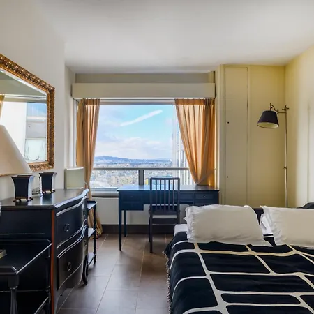 Apartman Center Emeriau *